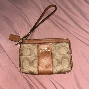 COACH SMALL WRISTLET